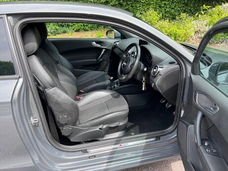 Audi A1 1.4 TFSI CoD S line Euro 6 (s/s) 3dr 12