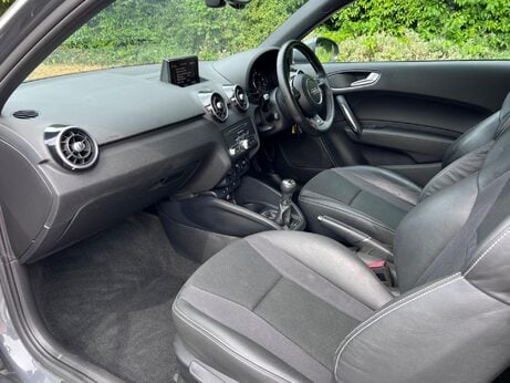 Audi A1 1.4 TFSI CoD S line Euro 6 (s/s) 3dr 22