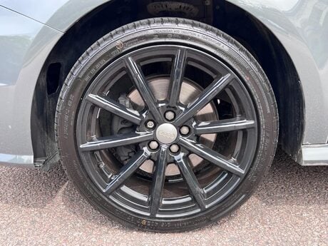 Audi A1 1.4 TFSI CoD S line Euro 6 (s/s) 3dr 39