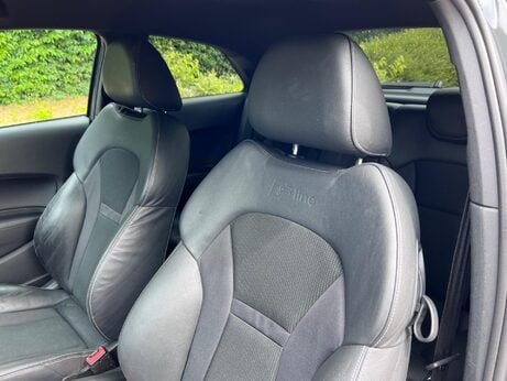 Audi A1 1.4 TFSI CoD S line Euro 6 (s/s) 3dr 54