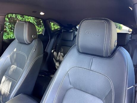 Jaguar E-Pace 2.0 D180 R-Dynamic HSE Auto AWD Euro 6 (s/s) 5dr 65