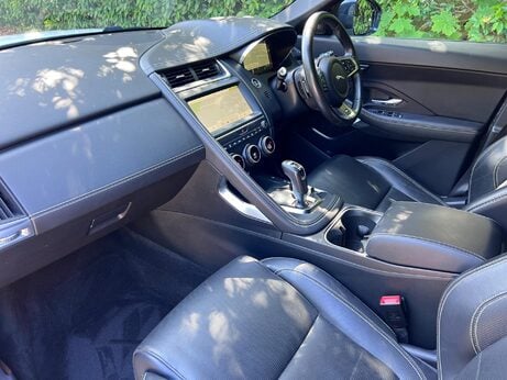 Jaguar E-Pace 2.0 D180 R-Dynamic HSE Auto AWD Euro 6 (s/s) 5dr 24