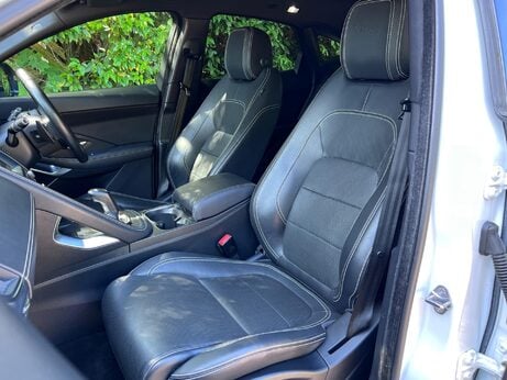 Jaguar E-Pace 2.0 D180 R-Dynamic HSE Auto AWD Euro 6 (s/s) 5dr 28