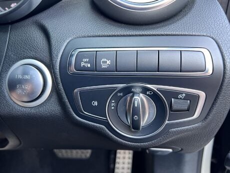 Mercedes-Benz C Class 2.1 C220d AMG Line (Premium Plus) G-Tronic+ Euro 6 (s/s) 2dr 29