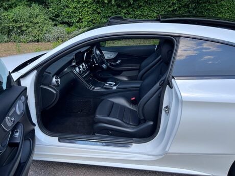 Mercedes-Benz C Class 2.1 C220d AMG Line (Premium Plus) G-Tronic+ Euro 6 (s/s) 2dr 36