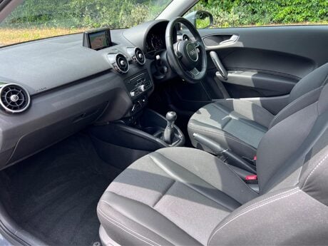Audi A1 1.0 TFSI Sport Euro 6 (s/s) 3dr 25