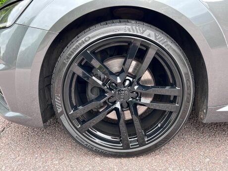Audi TT 2.0 TFSI S line S Tronic quattro Euro 6 (s/s) 3dr 40