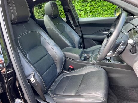 Jaguar E-Pace 2.0 D204 MHEV R-Dynamic SE Auto AWD Euro 6 (s/s) 5dr 66