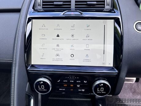 Jaguar E-Pace 2.0 D204 MHEV R-Dynamic SE Auto AWD Euro 6 (s/s) 5dr 29