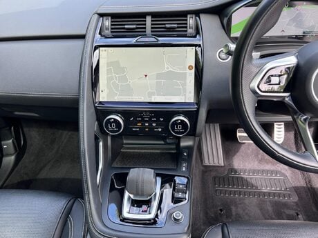 Jaguar E-Pace 2.0 D204 MHEV R-Dynamic SE Auto AWD Euro 6 (s/s) 5dr 23