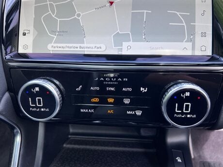 Jaguar E-Pace 2.0 D204 MHEV R-Dynamic SE Auto AWD Euro 6 (s/s) 5dr 25