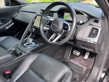 Jaguar E-Pace 2.0 D204 MHEV R-Dynamic SE Auto AWD Euro 6 (s/s) 5dr 18