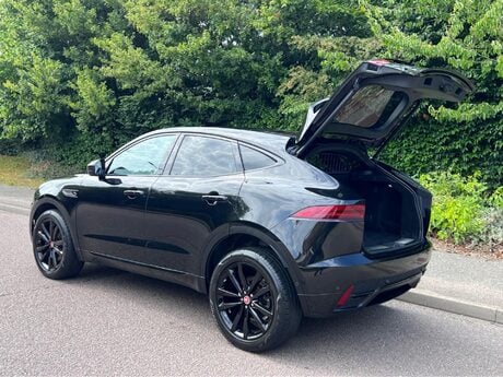 Jaguar E-Pace 2.0 D204 MHEV R-Dynamic SE Auto AWD Euro 6 (s/s) 5dr 13