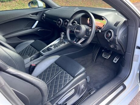 Audi TT 2.0 TFSI S line S Tronic Euro 6 (s/s) 3dr 71