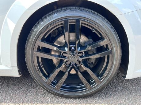 Audi TT 2.0 TFSI S line S Tronic Euro 6 (s/s) 3dr 51