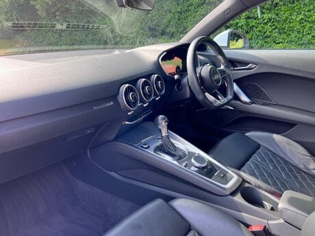 Audi TT 2.0 TFSI S line S Tronic Euro 6 (s/s) 3dr 71