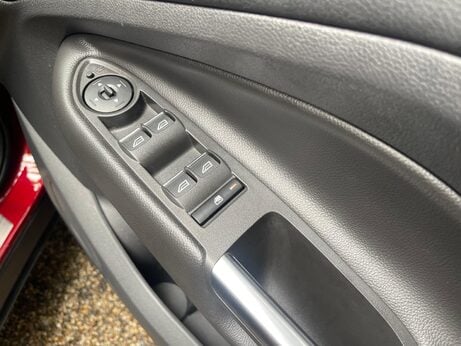 Ford Kuga 2.0 TDCi Titanium X 2WD Euro 6 (s/s) 5dr 16