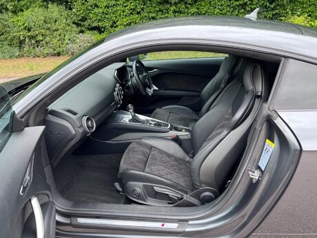 Audi TT 2.0 TFSI S line S Tronic quattro Euro 6 (s/s) 3dr 25