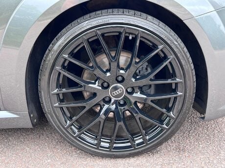 Audi TT 2.0 TFSI S line S Tronic quattro Euro 6 (s/s) 3dr 10