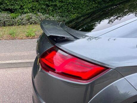 Audi TT 2.0 TFSI S line S Tronic quattro Euro 6 (s/s) 3dr 40