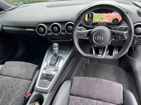 Audi TT 2.0 TFSI S line S Tronic quattro Euro 6 (s/s) 3dr 13