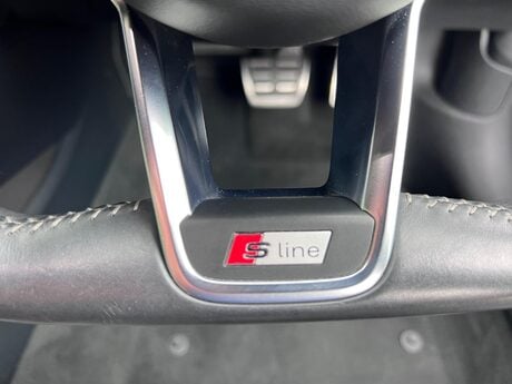 Audi TT 2.0 TFSI S line S Tronic quattro Euro 6 (s/s) 3dr 33
