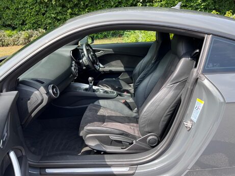 Audi TT 1.8 TFSI Sport Euro 6 (s/s) 3dr 26