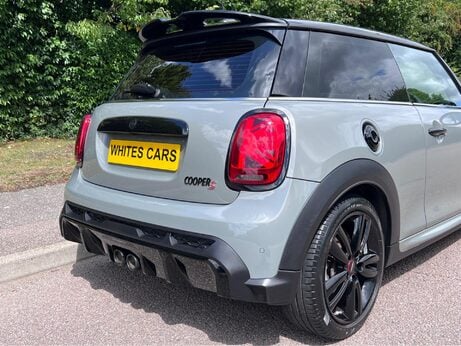 Mini Hatch 2.0 Cooper S Sport Steptronic Euro 6 (s/s) 3dr 11