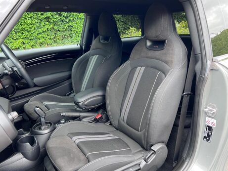 Mini Hatch 2.0 Cooper S Sport Steptronic Euro 6 (s/s) 3dr 26