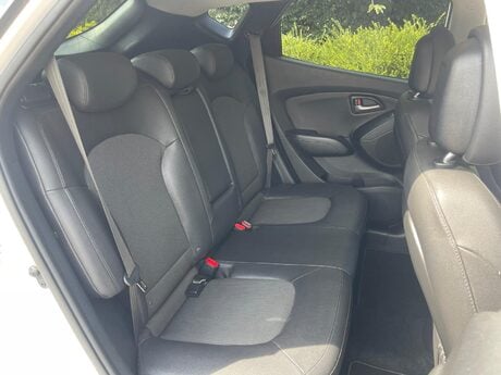 Hyundai ix35 1.7 CRDi SE Euro 5 (s/s) 5dr 17