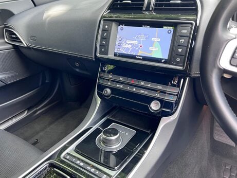 Jaguar XE 2.0i R-Sport Auto Euro 6 (s/s) 4dr 12
