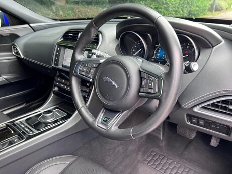 Jaguar XE 2.0i R-Sport Auto Euro 6 (s/s) 4dr 86