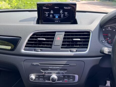 Audi Q3 2.0 TDI S line S Tronic quattro Euro 5 (s/s) 5dr 18