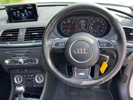 Audi Q3 2.0 TDI S line S Tronic quattro Euro 5 (s/s) 5dr 15