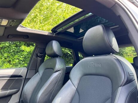 Audi Q3 2.0 TDI S line S Tronic quattro Euro 5 (s/s) 5dr 25