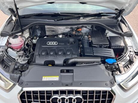 Audi Q3 2.0 TDI S line S Tronic quattro Euro 5 (s/s) 5dr 34