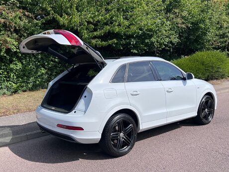 Audi Q3 2.0 TDI S line S Tronic quattro Euro 5 (s/s) 5dr 49