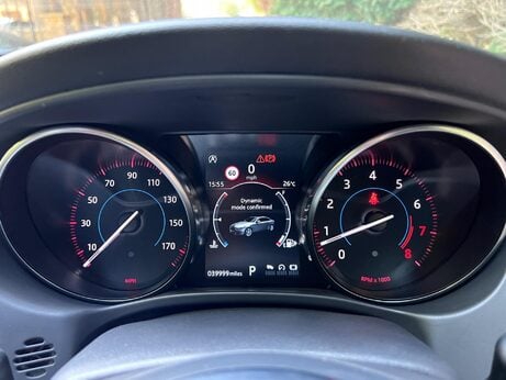 Jaguar XE 2.0i GPF R-Sport Auto Euro 6 (s/s) 4dr 25