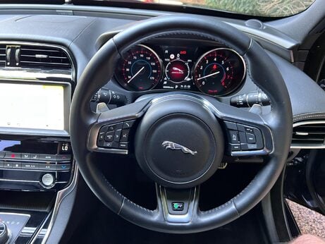 Jaguar XE 2.0i GPF R-Sport Auto Euro 6 (s/s) 4dr 71