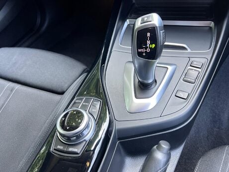 BMW 1 Series 1.5 118i Sport Auto Euro 6 (s/s) 5dr 38
