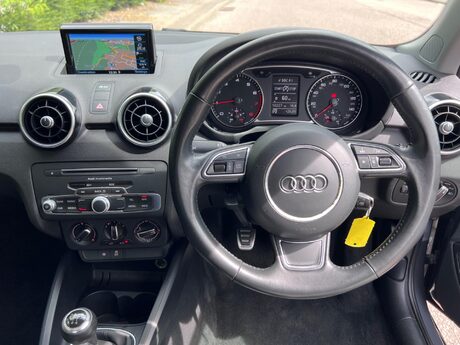 Audi A1 1.0 TFSI Sport Euro 6 (s/s) 3dr 8