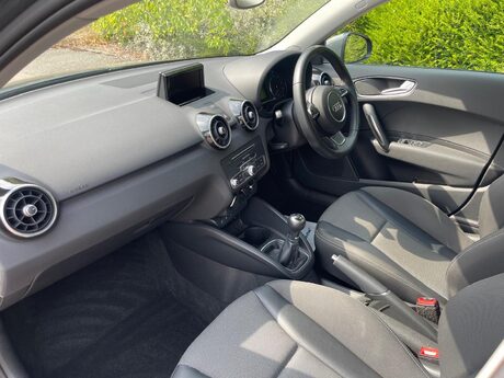 Audi A1 1.0 TFSI Sport Sportback Euro 6 (s/s) 5dr 19