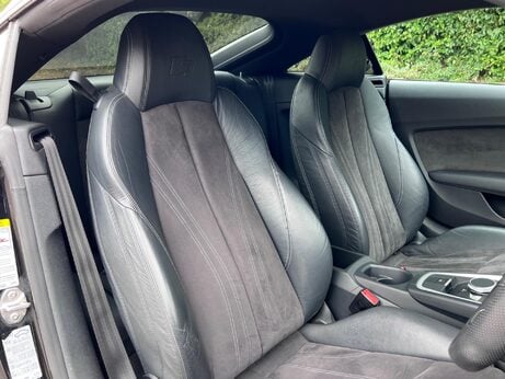 Audi TT 2.0 TFSI S line Euro 6 (s/s) 3dr 14