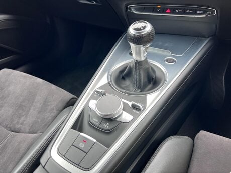 Audi TT 2.0 TFSI S line Euro 6 (s/s) 3dr 23