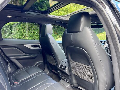 Jaguar F-Pace 2.0 D180 R-Sport Auto AWD Euro 6 (s/s) 5dr 25