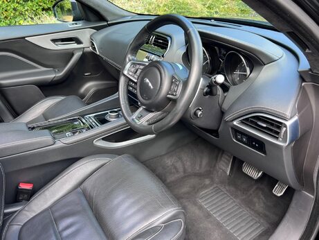 Jaguar F-Pace 2.0 D180 R-Sport Auto AWD Euro 6 (s/s) 5dr 13