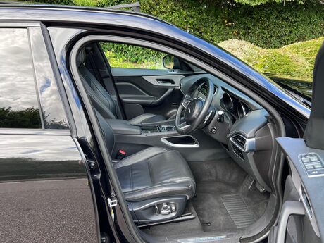Jaguar F-Pace 2.0 D180 R-Sport Auto AWD Euro 6 (s/s) 5dr 16