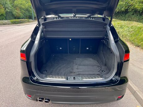 Jaguar F-Pace 2.0 D180 R-Sport Auto AWD Euro 6 (s/s) 5dr 38