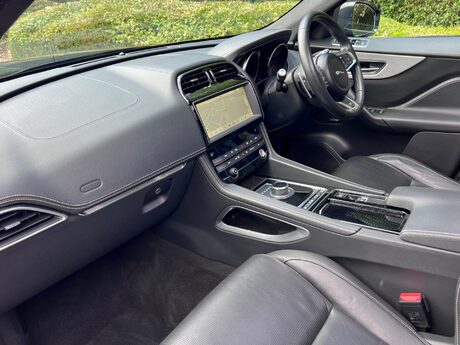 Jaguar F-Pace 2.0 D180 R-Sport Auto AWD Euro 6 (s/s) 5dr 67