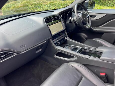Jaguar F-Pace 2.0 D180 R-Sport Auto AWD Euro 6 (s/s) 5dr 63